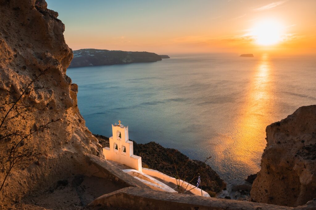Best places to see in Santorini